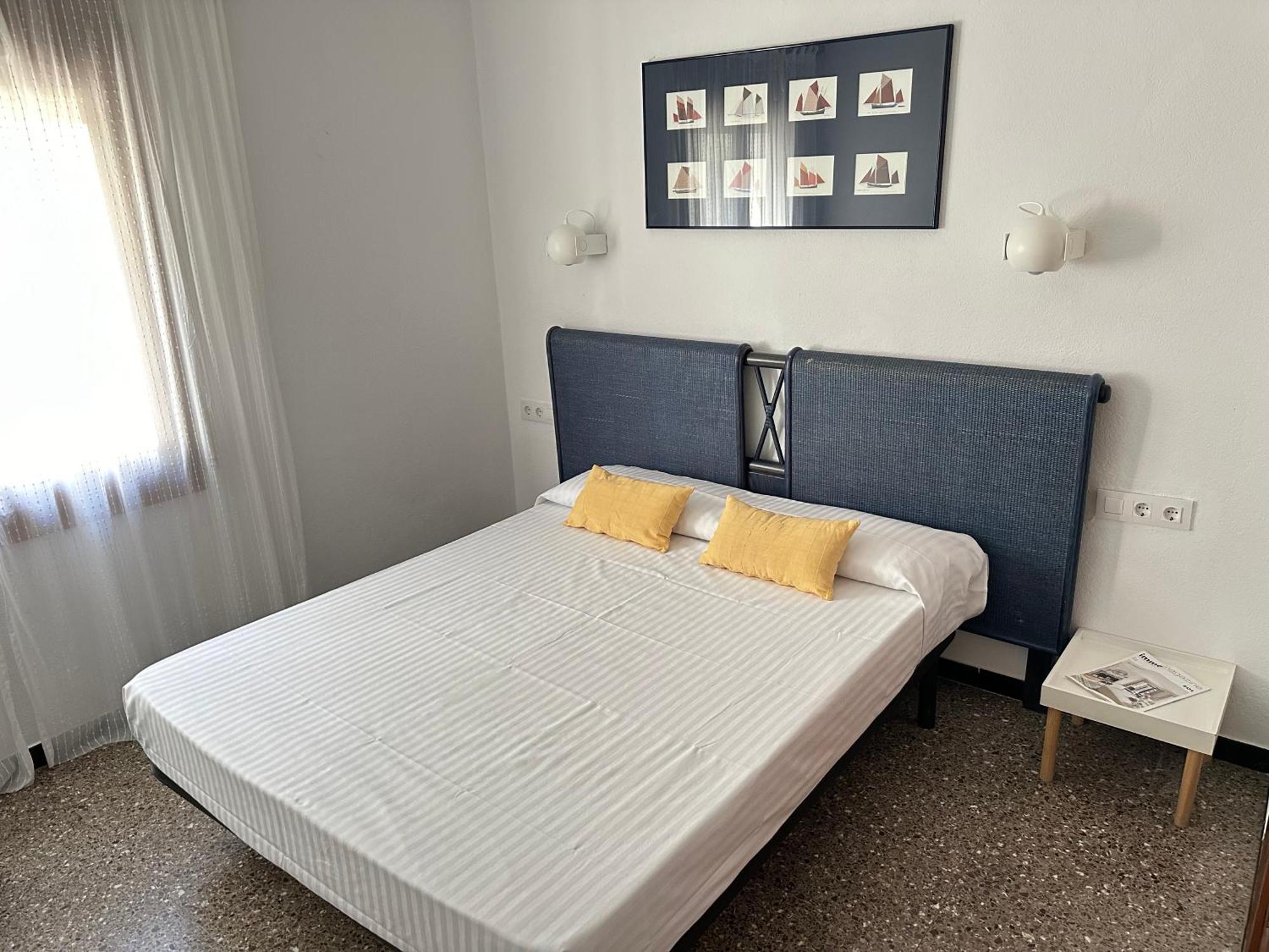 Agi Les Roques Apartment *